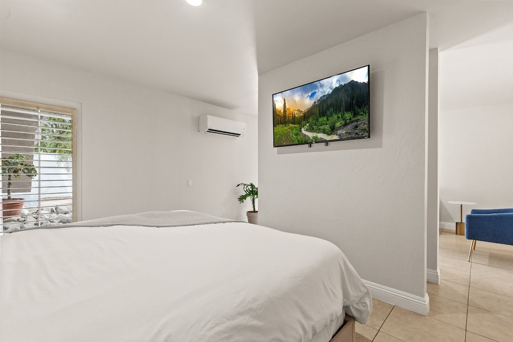 Casa Oliver Hotel & Resort - A Gay Mens Resort 9/50