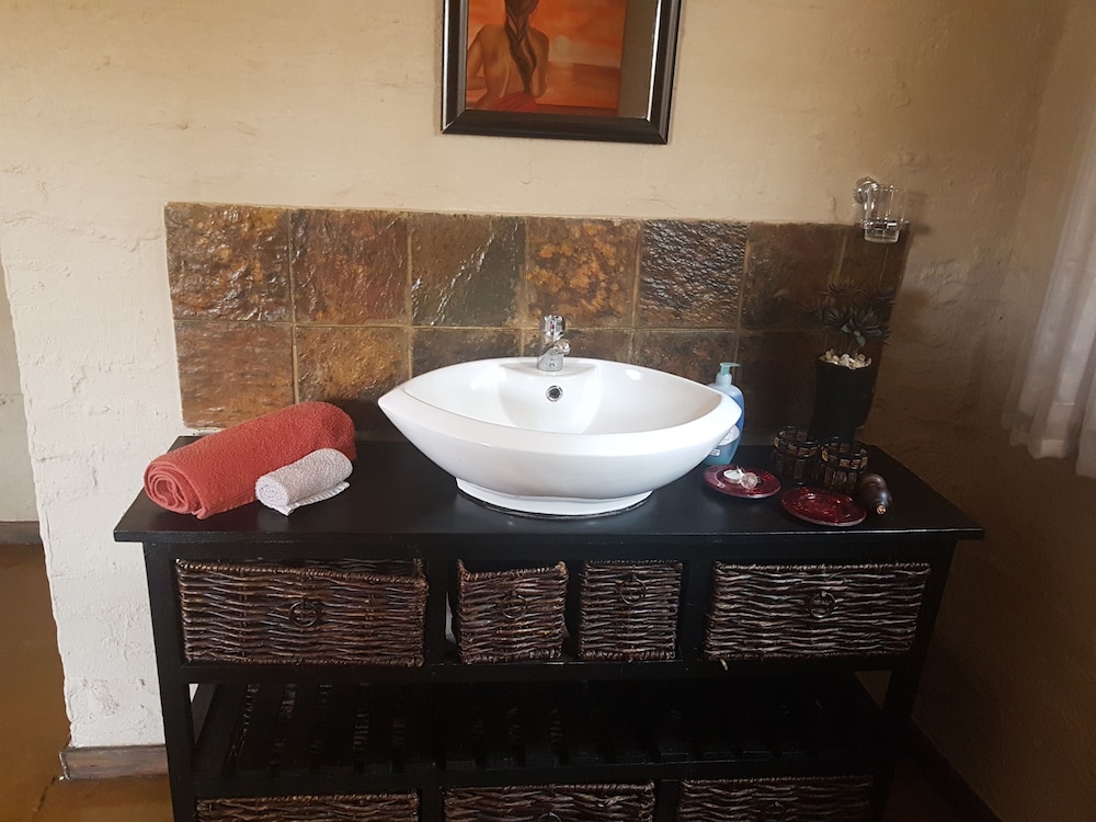 Africa's Eden Guesthouse 48/50