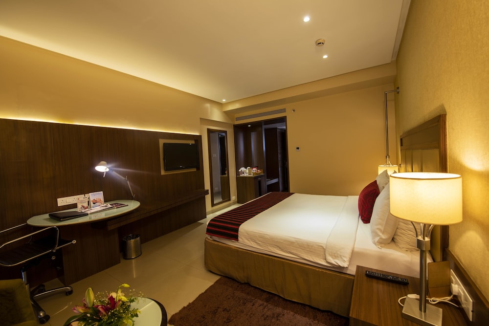 EXPRESS INN NASHIK 15/31