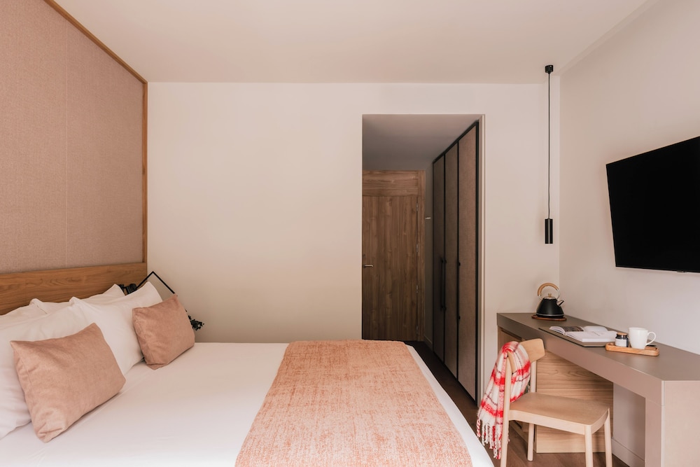 MiM Baqueira member of Melia Collection 23/78