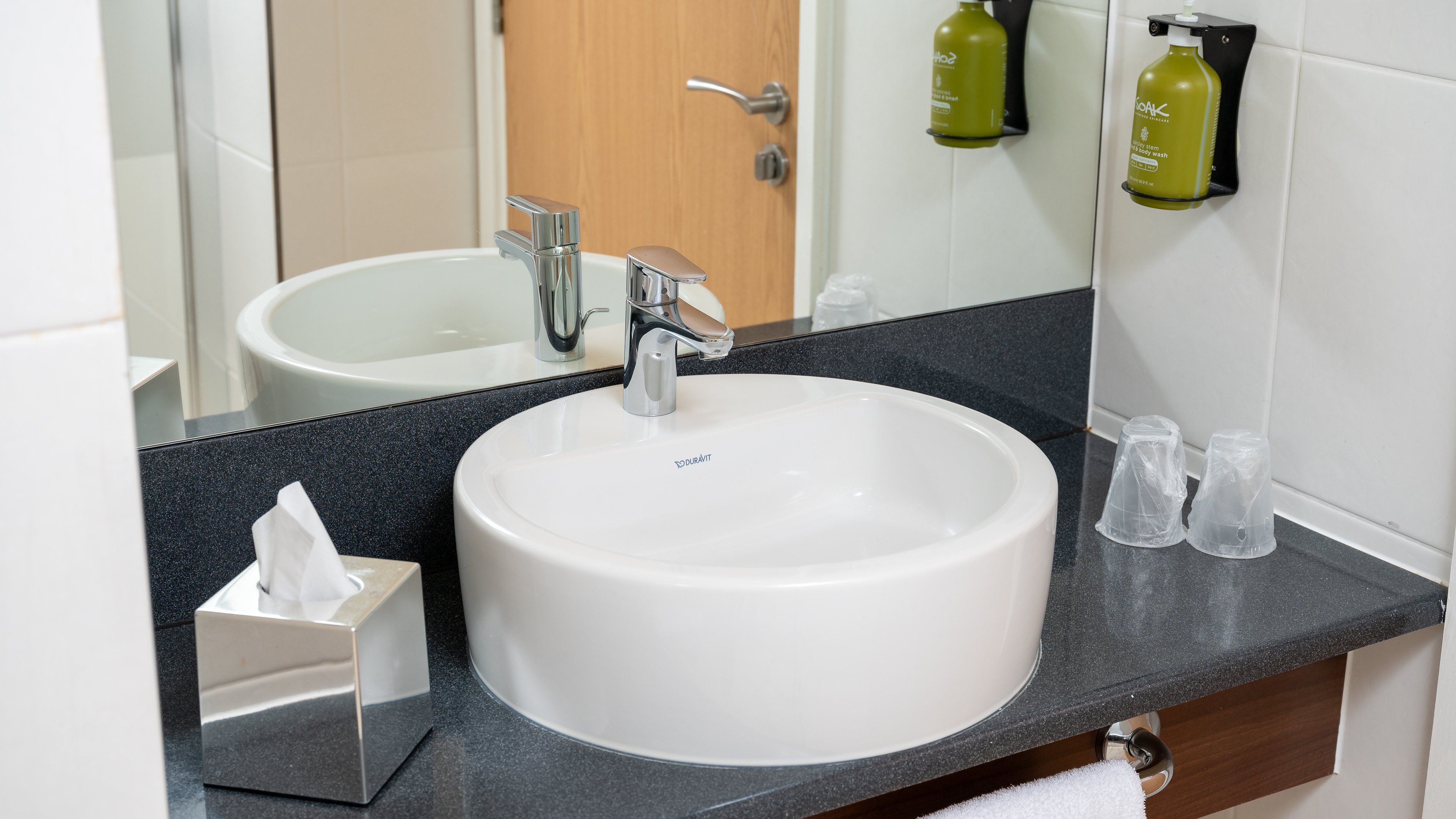Holiday Inn Express Leigh - Sports Village 44/50