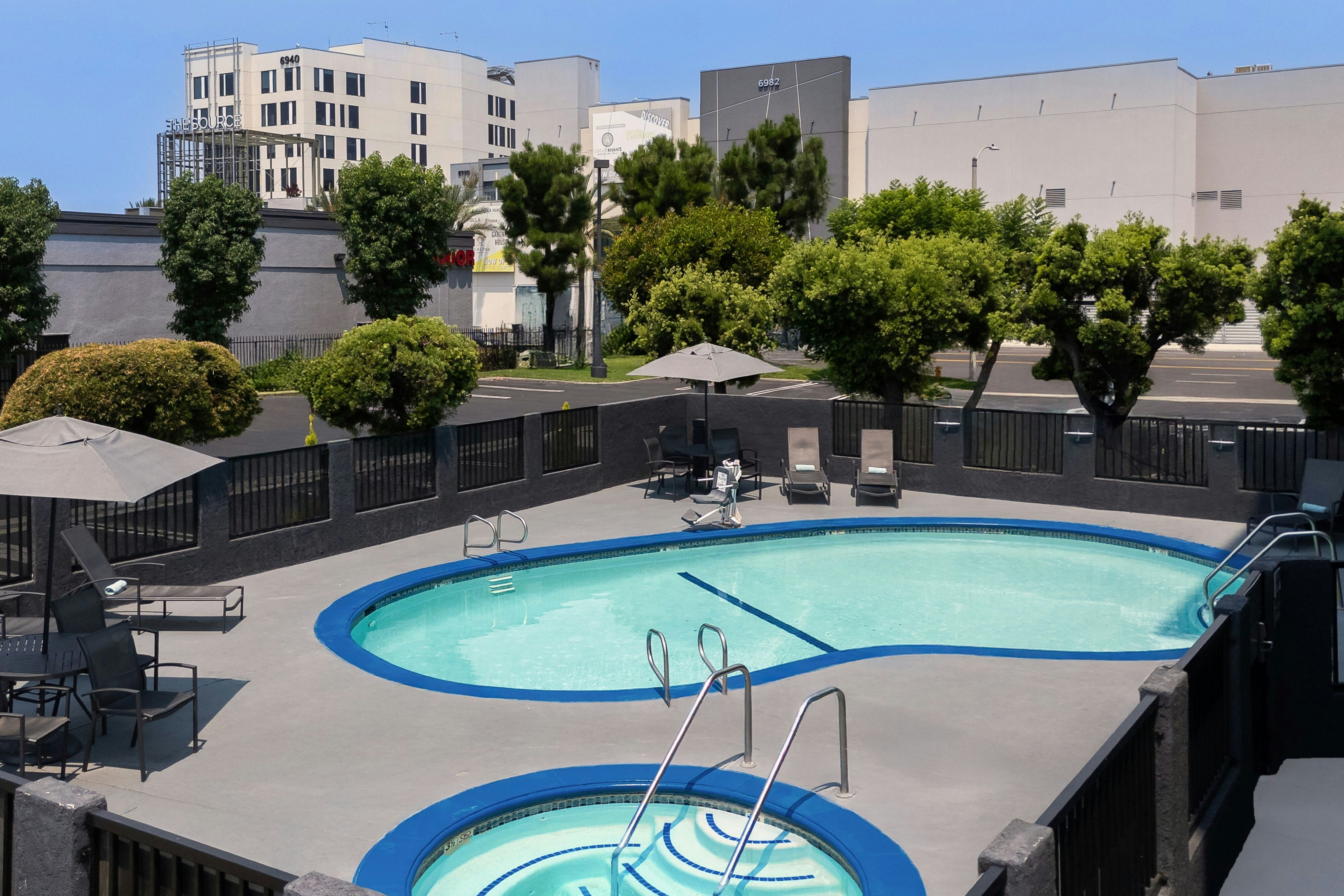 Fairfield Inn & Suites Anaheim North/ Buena Park 30/33
