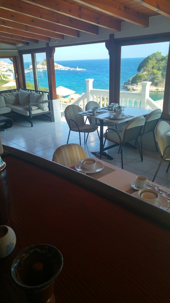 Sunrise Beach Hotel 28/53