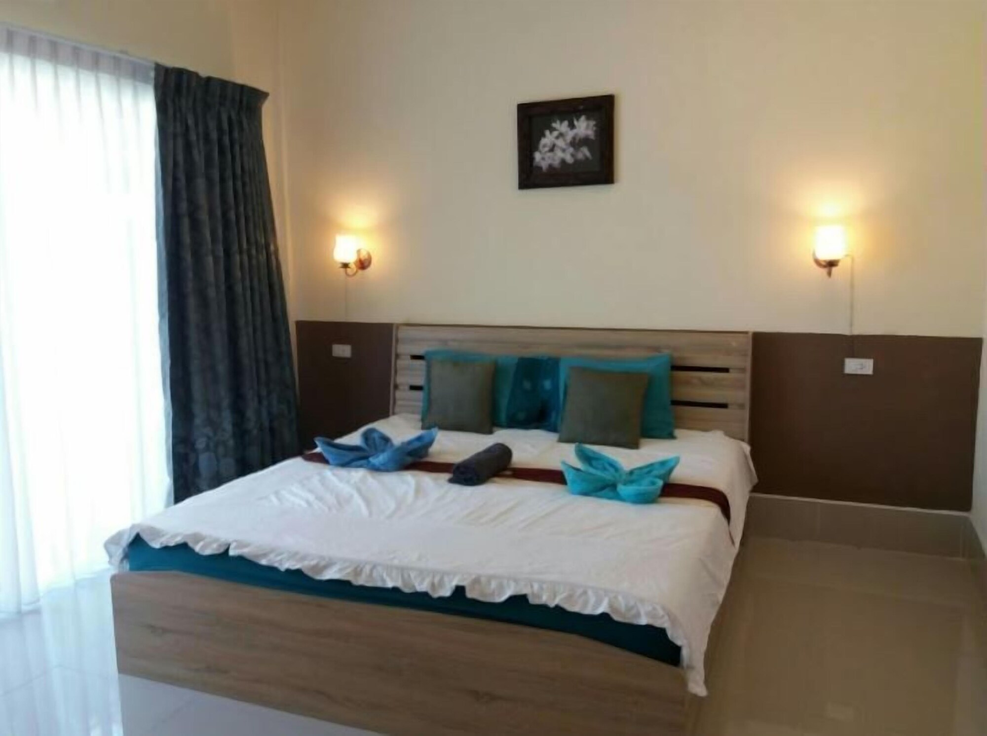 3 BEDROOMS, POOL, VILLA