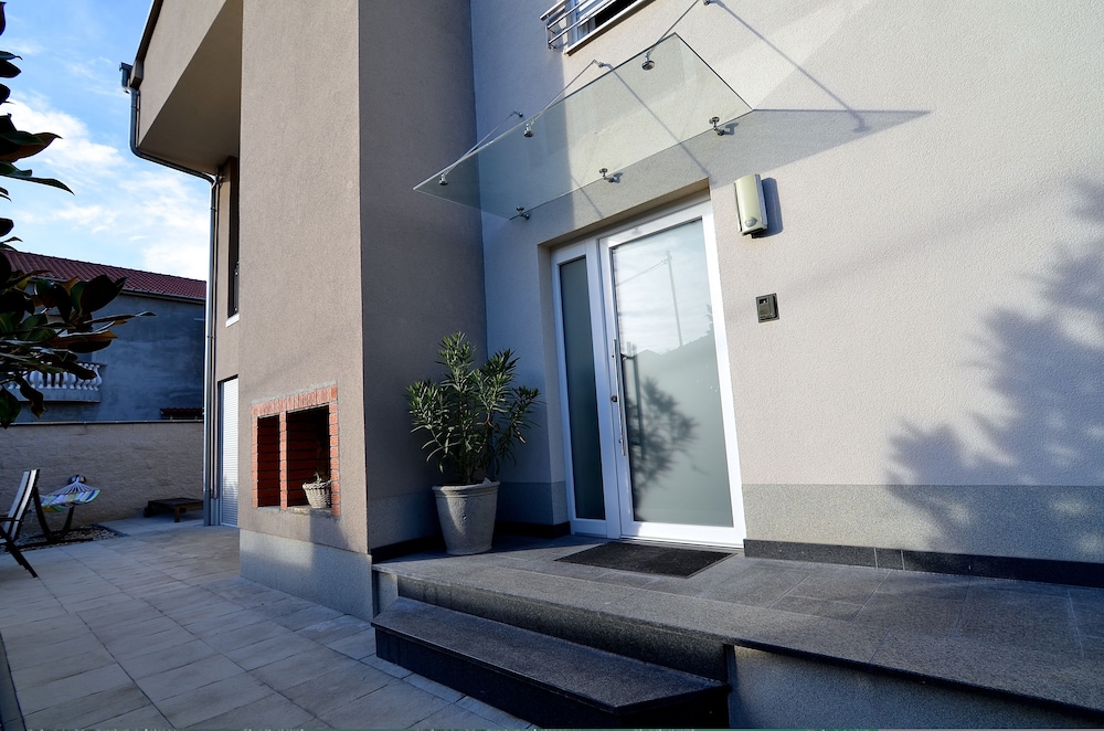 DIANA ZADAR VILLA 35/44