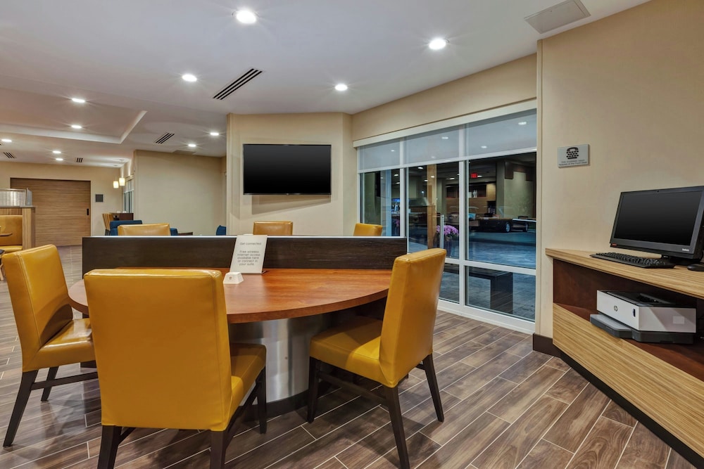TownePlace Suites by Marriott Grand Rapids Airport Southeast 44/48
