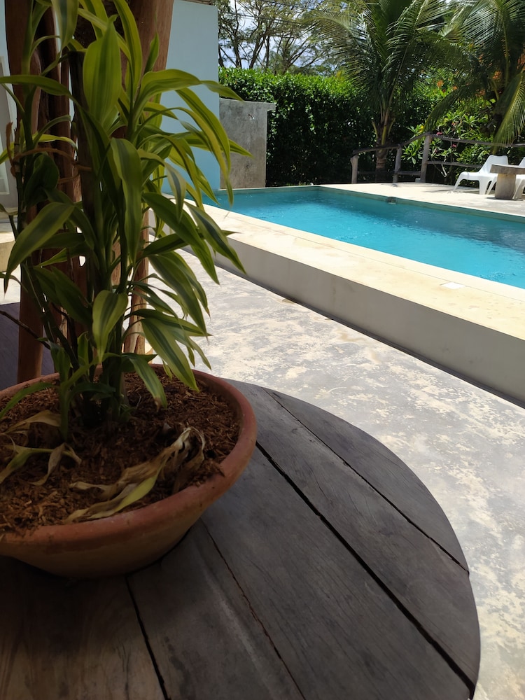 Residencia El Balata 43/50