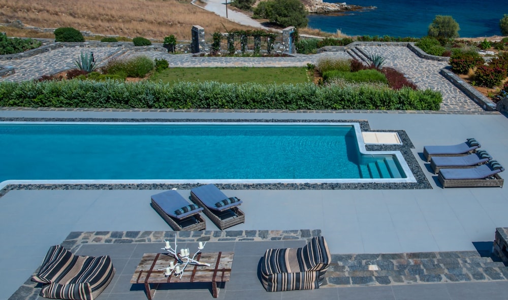Aelia Paros Villas 40/50