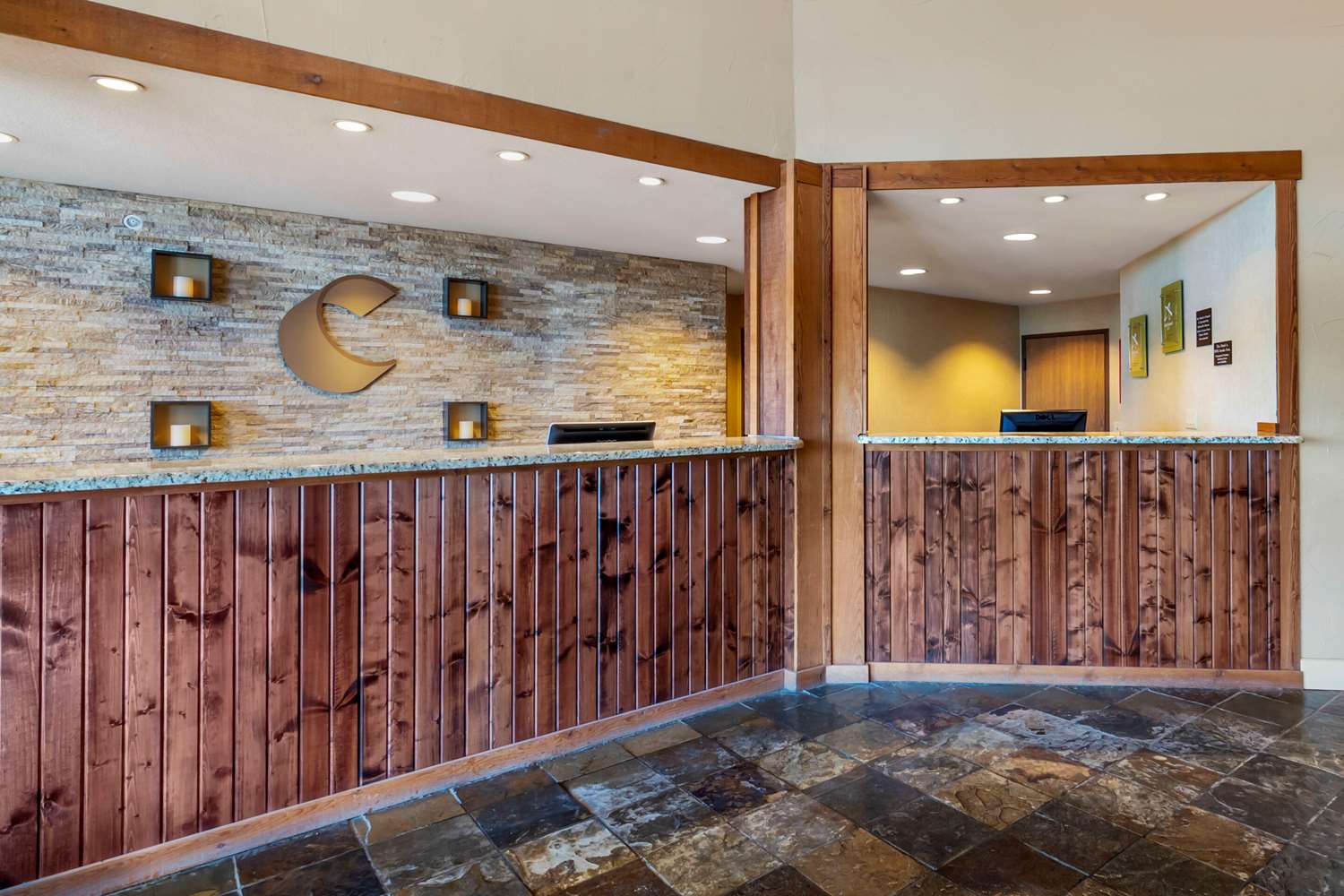 Comfort Inn & Suites Macon, MO 3/17