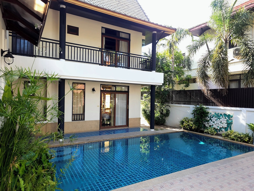 Punnapha Pool Villa Pattaya 5/49