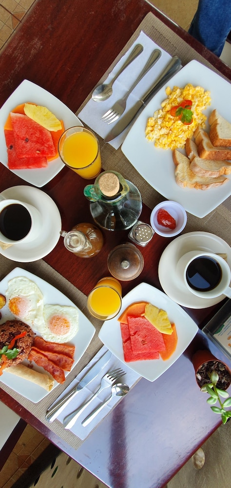Camino Verde Bed & Breakfast 37/49