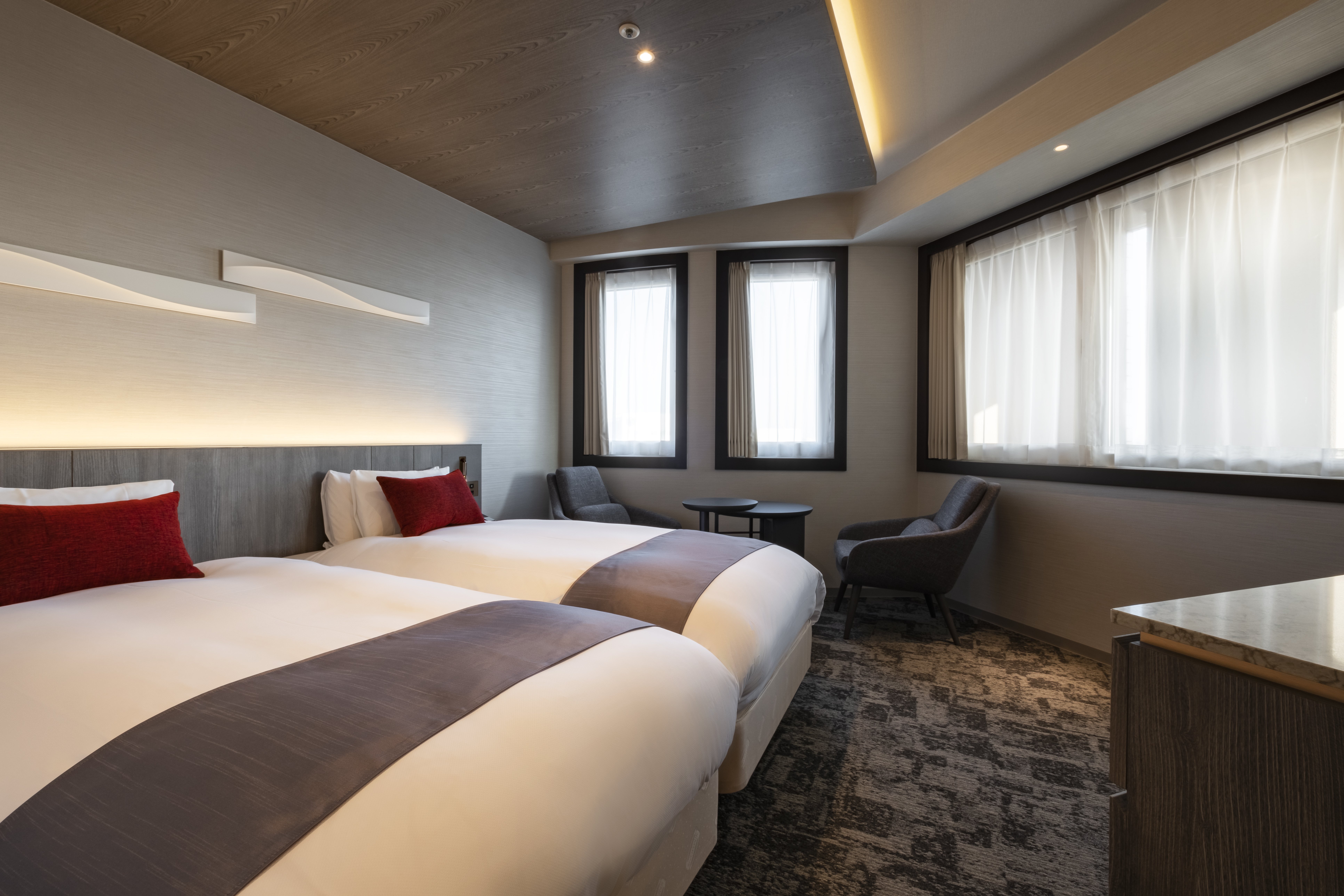 Hollywood, Deluxe, Twin Beds