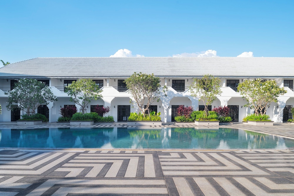 Indochina Hotel 43/50