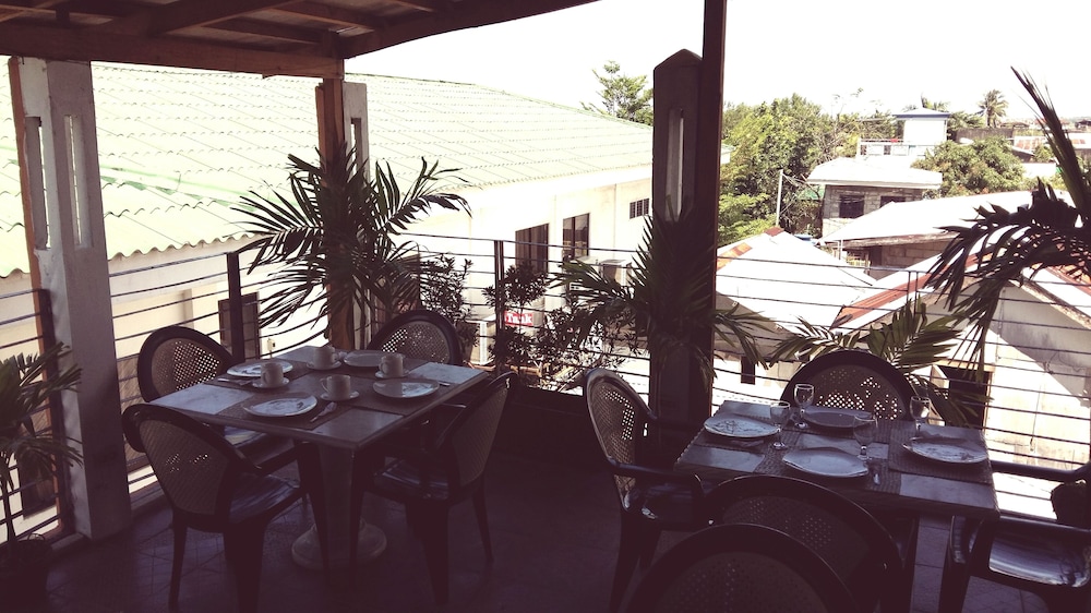 Antonios Pension House 48/50