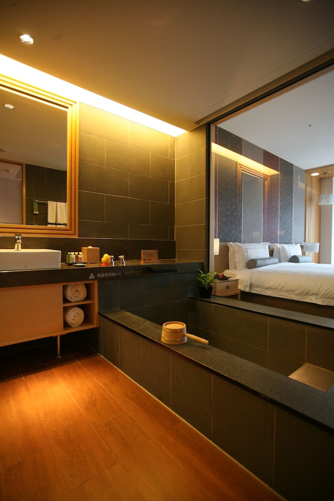 Evergreen Resort Hotel Jiaosi 7/70