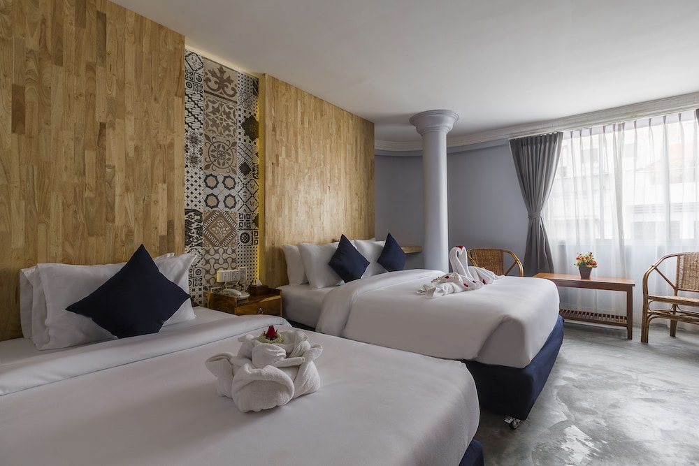 جناح عائلي بسرير كوين وسرير فردي بإطلالة على المدينة لذوي الإعاقة، Pacific Hotel 7/12
