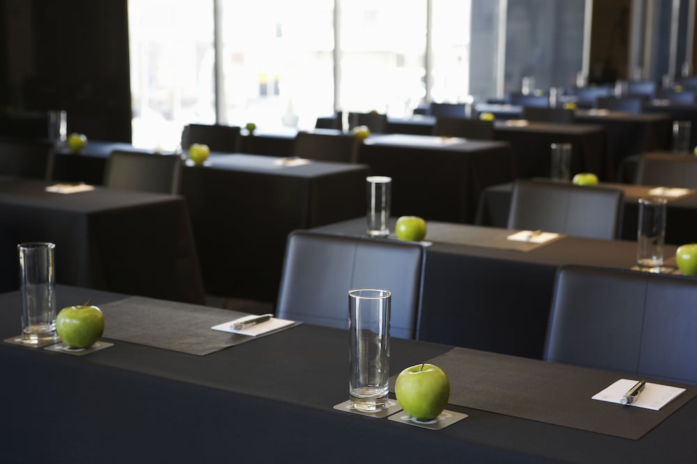 Hotel Le Germain Calgary 43/45