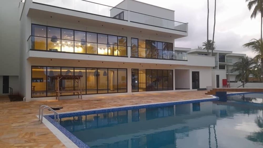 TOA Hotel & Spa in PONGWE