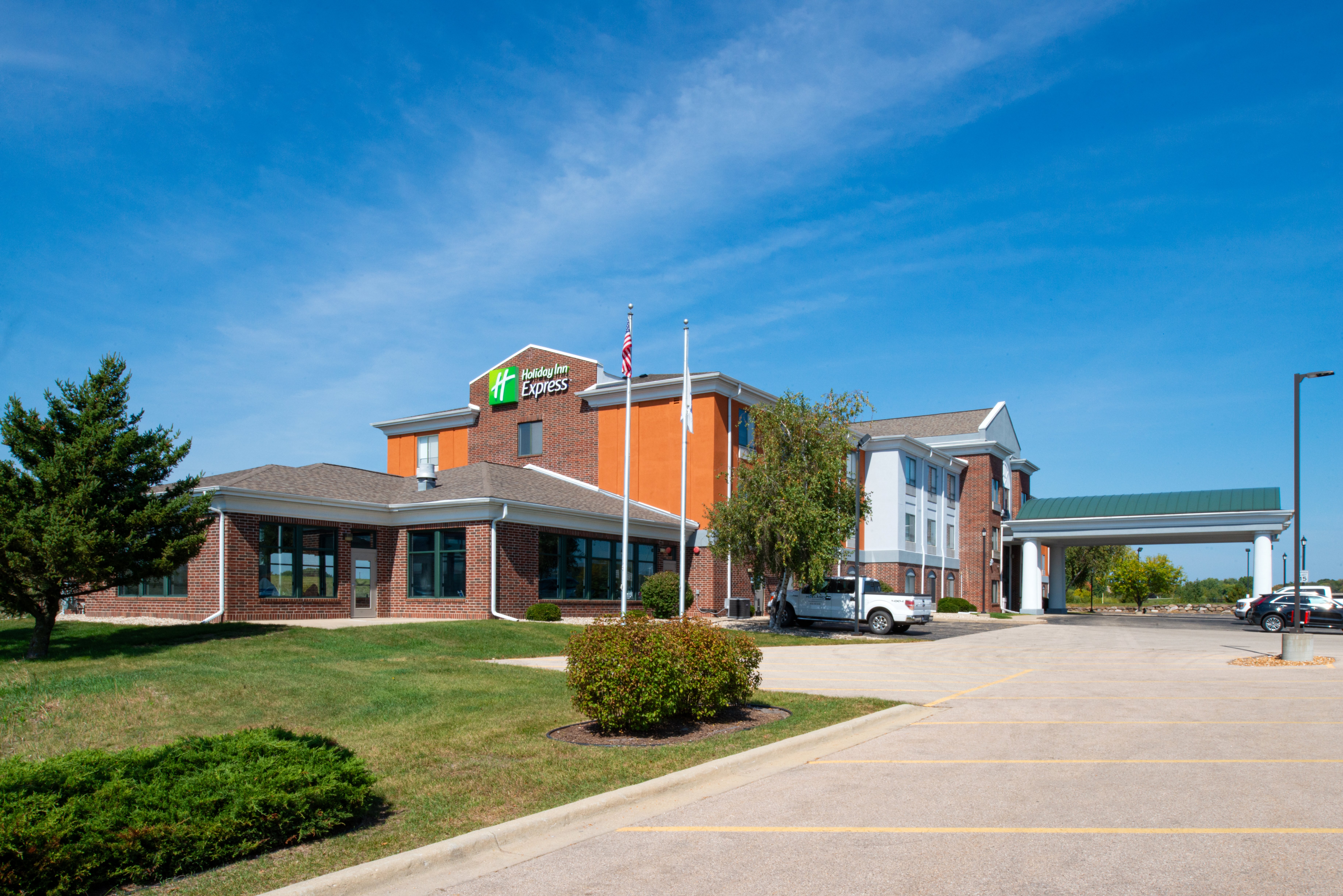 Holiday Inn Express Hotel Suites Fort Atkinson 4/74