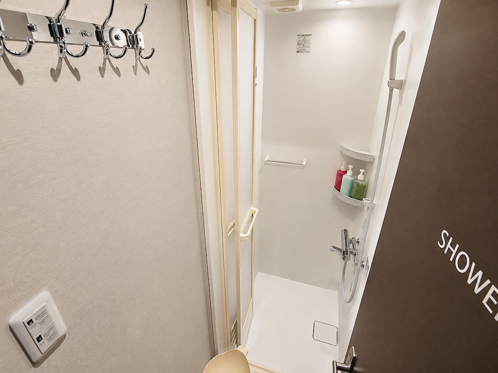 Namba Guesthouse HIVE - Hostel 65/65