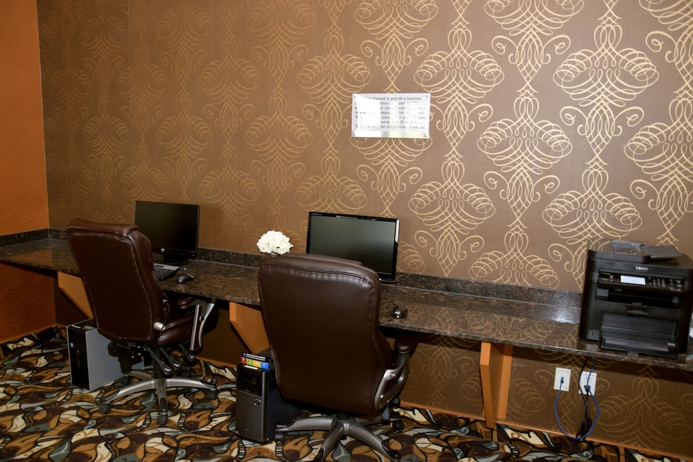Coast Lethbridge Hotel and Conference Centre 37/50