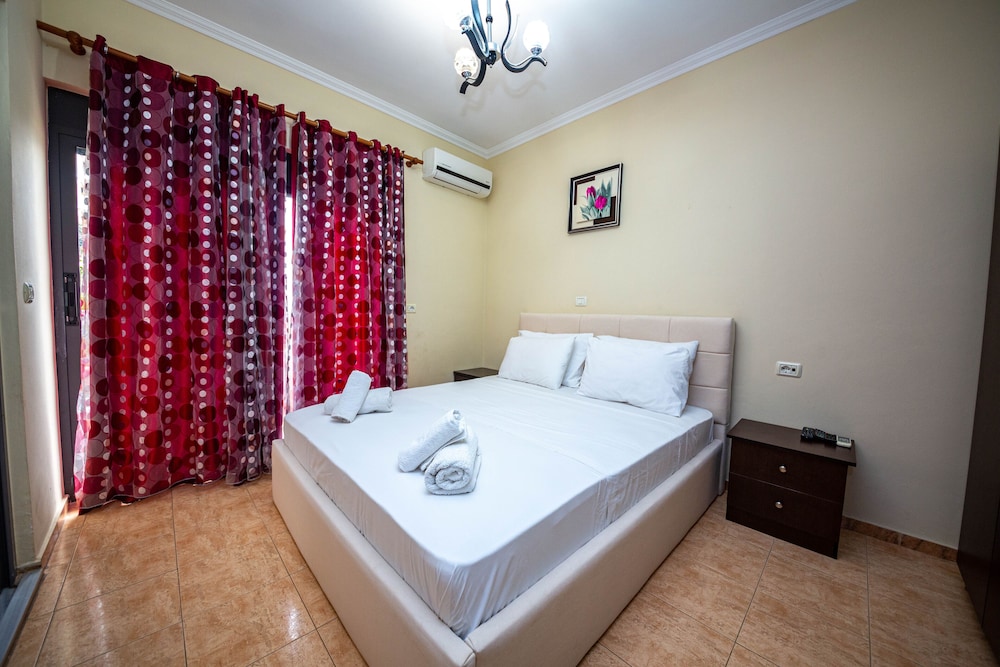 Hotel Primavera 14/50