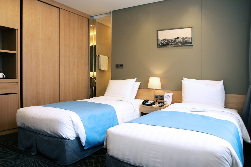 Days Hotel by Wyndham Seoul Myeongdong 27/56