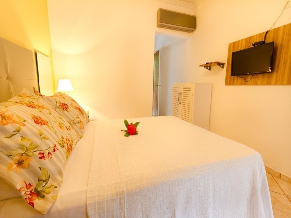 POUSADA VILA ATLANTICA INN 37/58