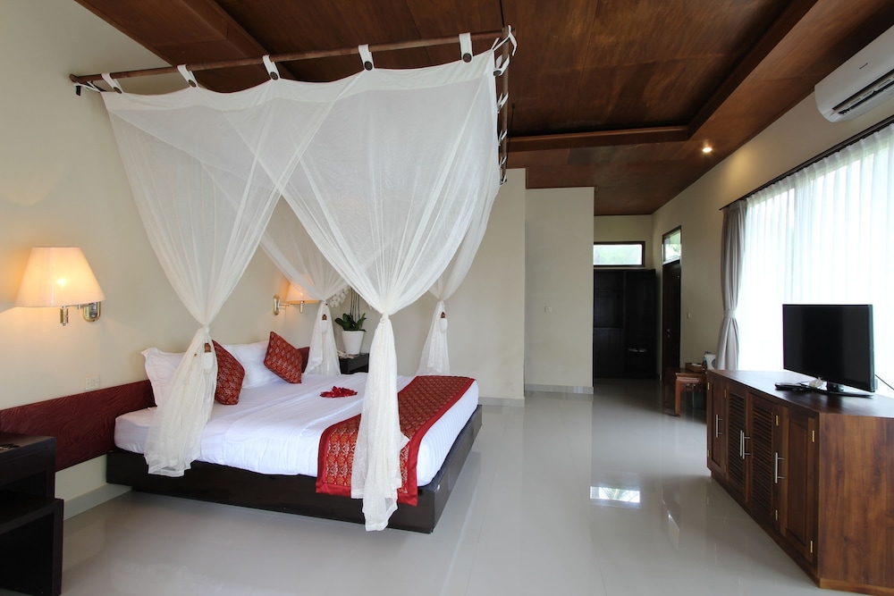 Putri Ayu Cottages 20/63