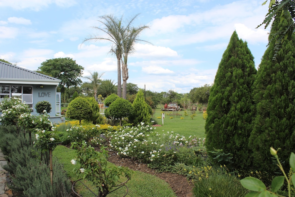 Nauntons Guest House 39/50