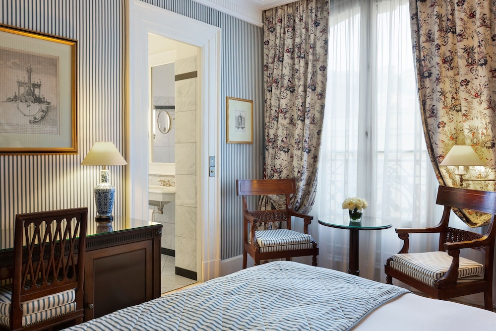 Le Dokhan's, Paris Arc de Triomphe, a Tribute Portfolio Hotel 12/37