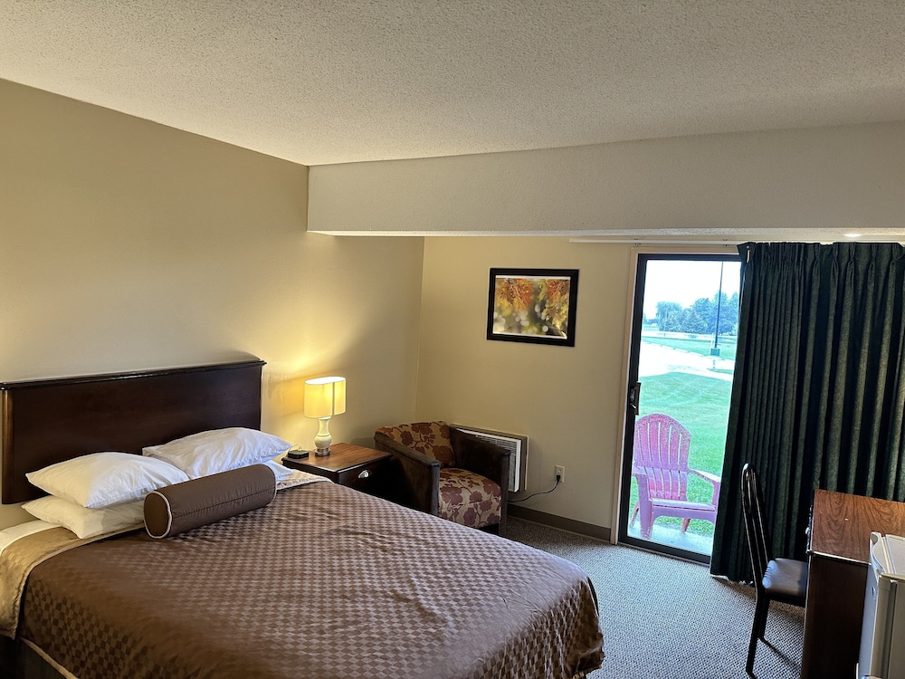 Spruce, Suite, 2 Queen Beds, Balcony