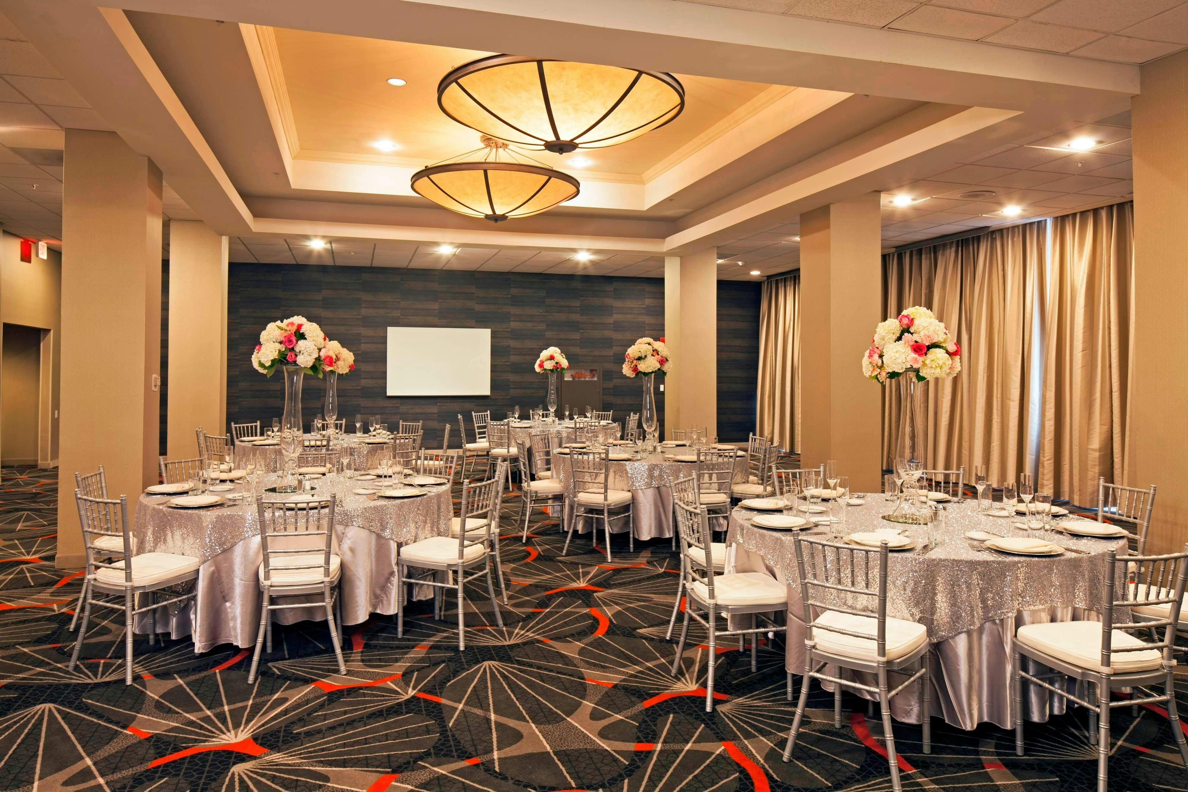 Courtyard By Marriott San Diego Mission Valley/Hotel Circle 21/26