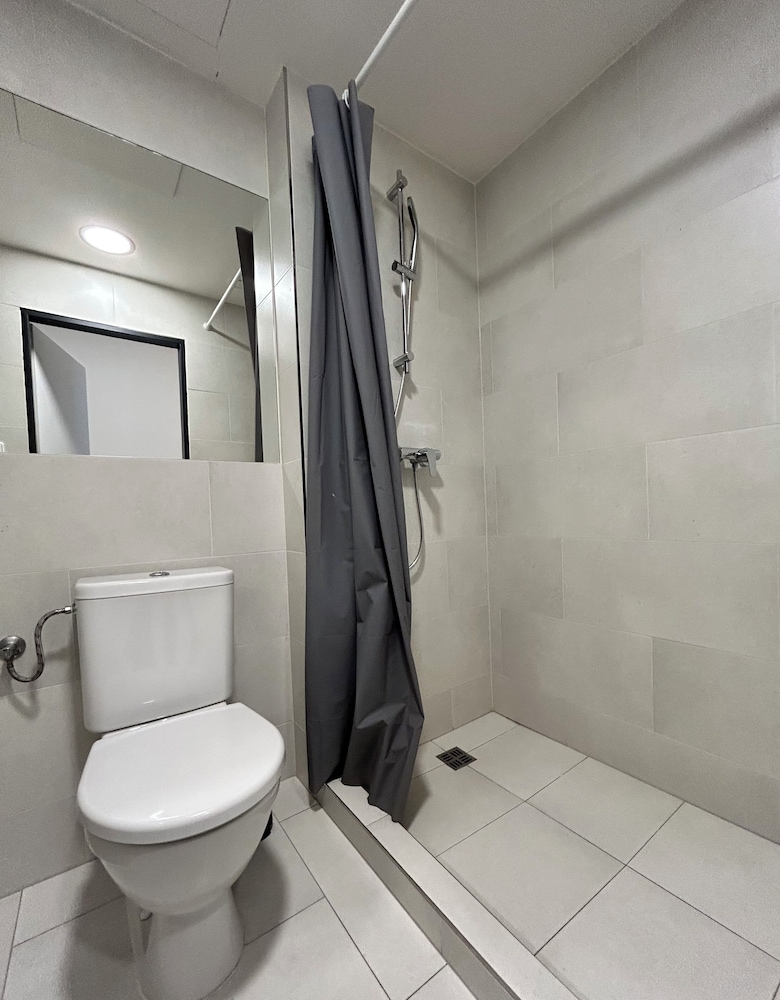 Figaro Suites 38/43