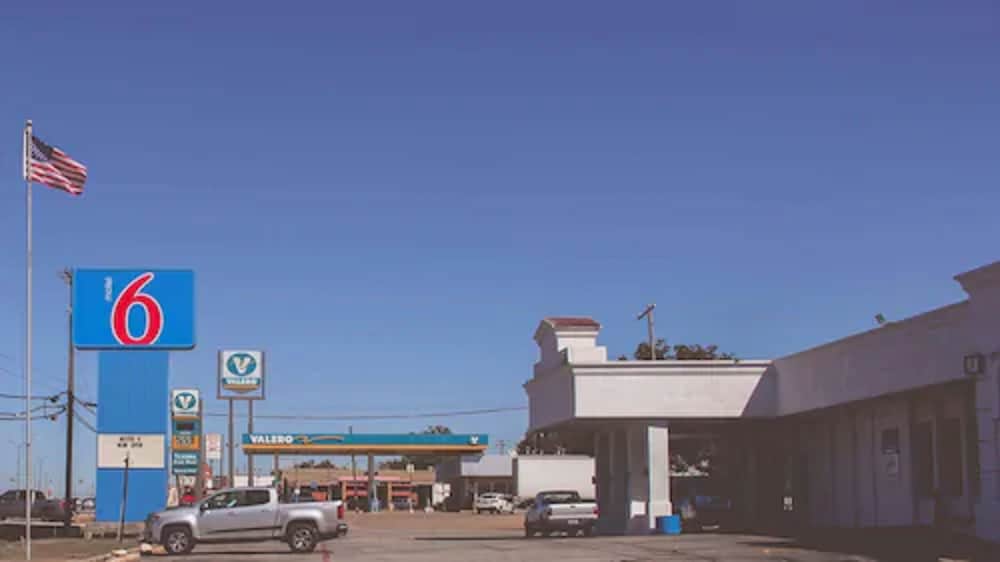 Motel6 Sherman, TX 27/30