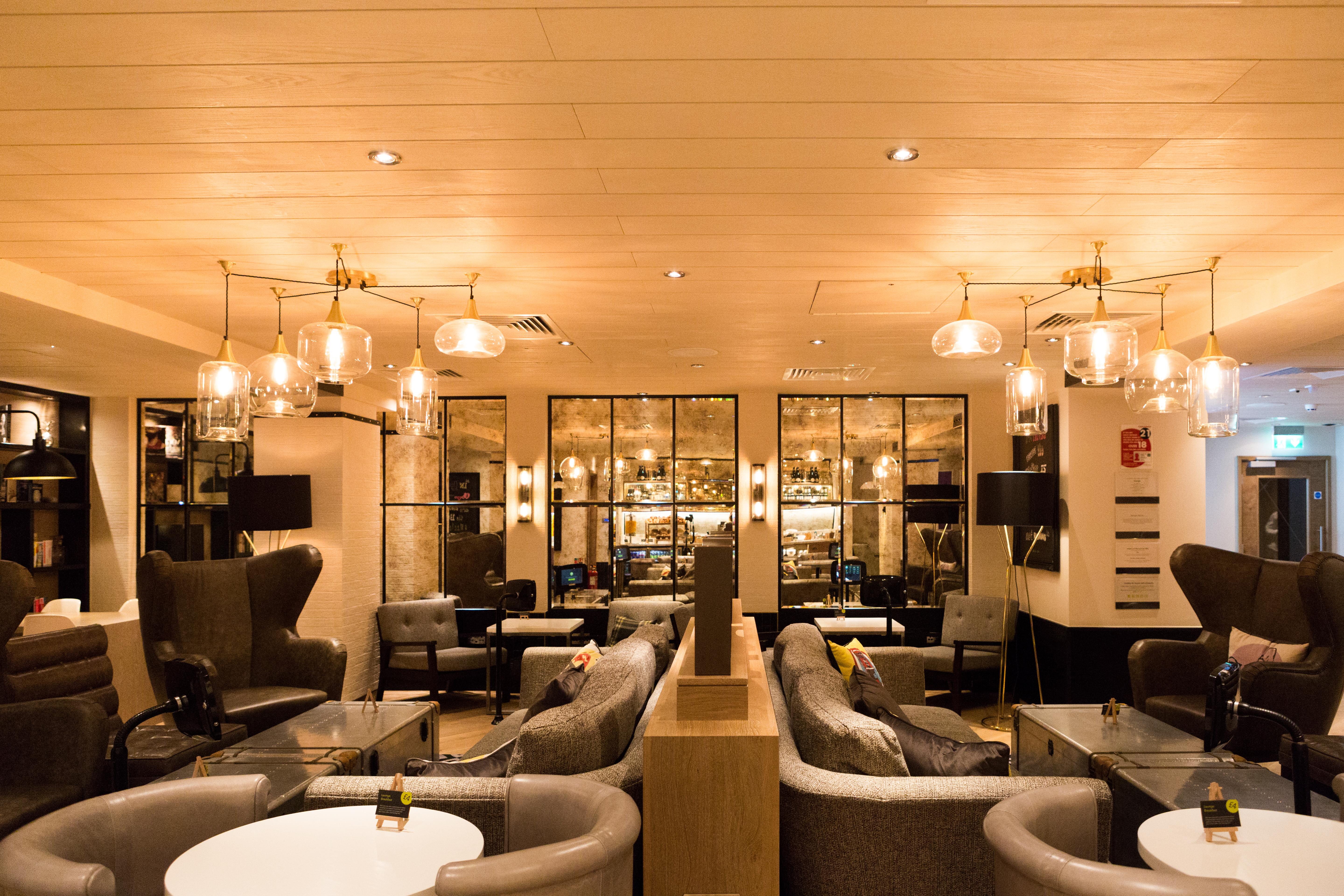 Hub by Premier Inn London Westminster, St James's Park 36/40