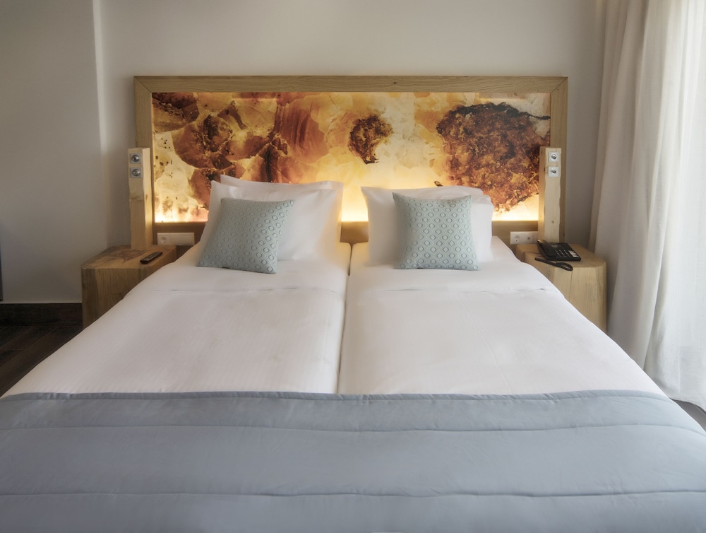 DOUBLE ROOM SUPERIOR SEA VIEW