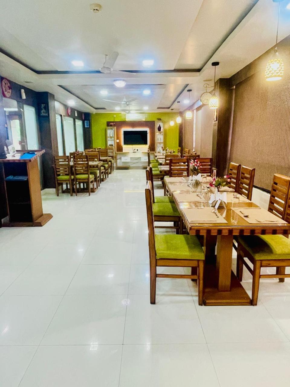 Pemaling Lords Eco Inn Guwahati 44/53