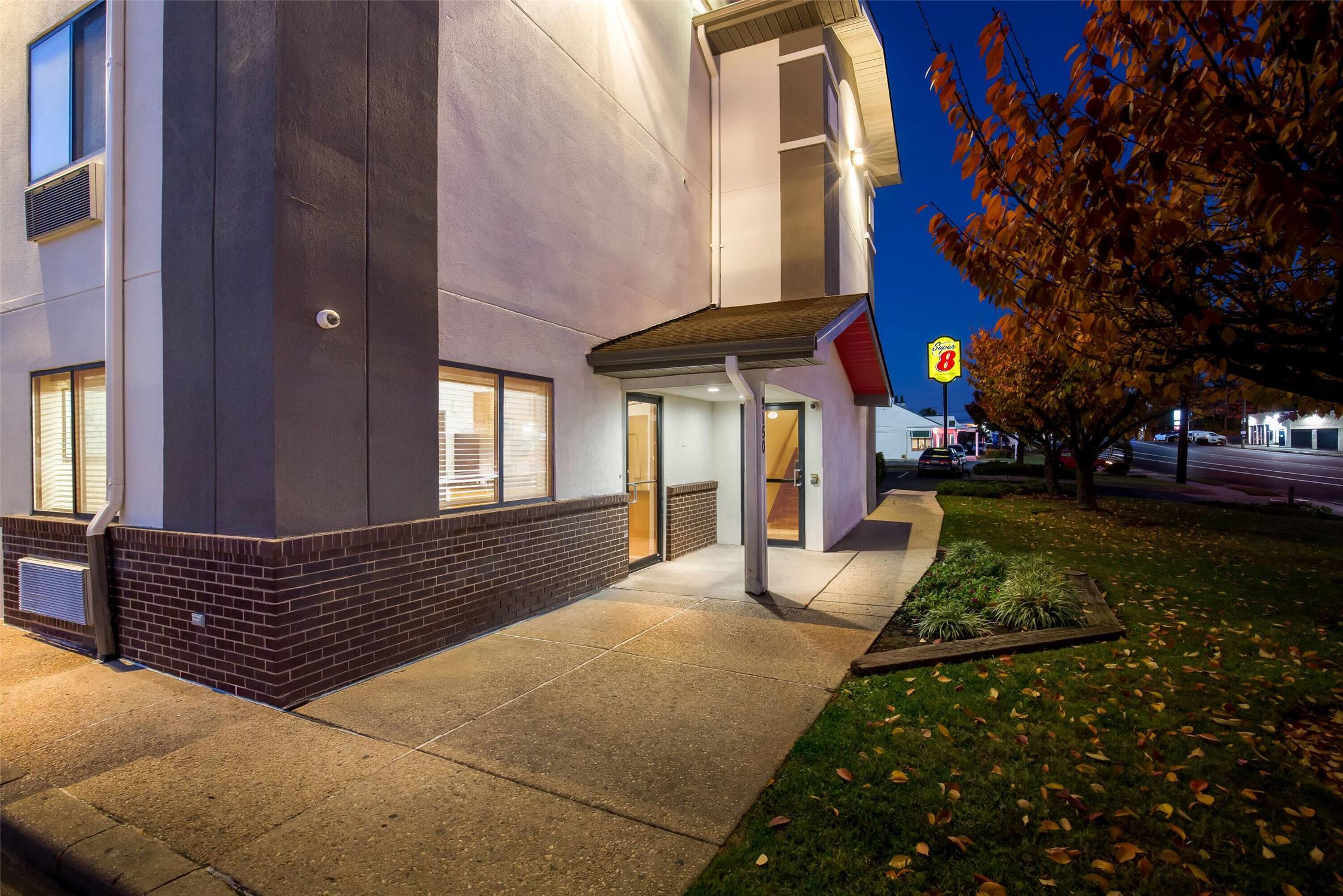 Super 8 By Wyndham College Park Wash Dc Area 15/17