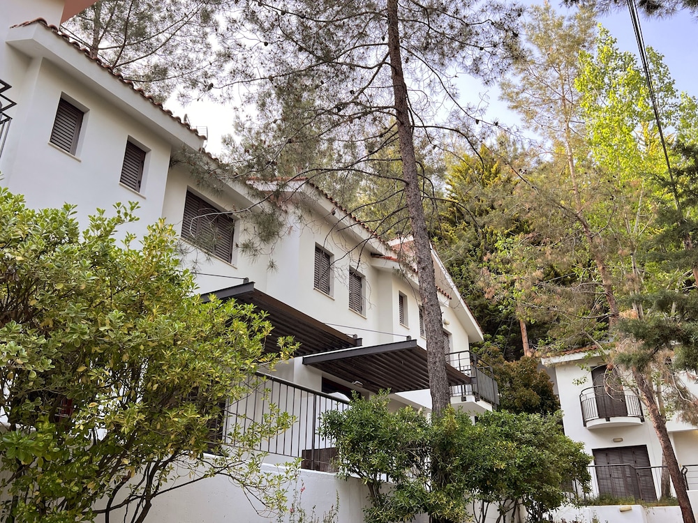 Poed Residence 39/50