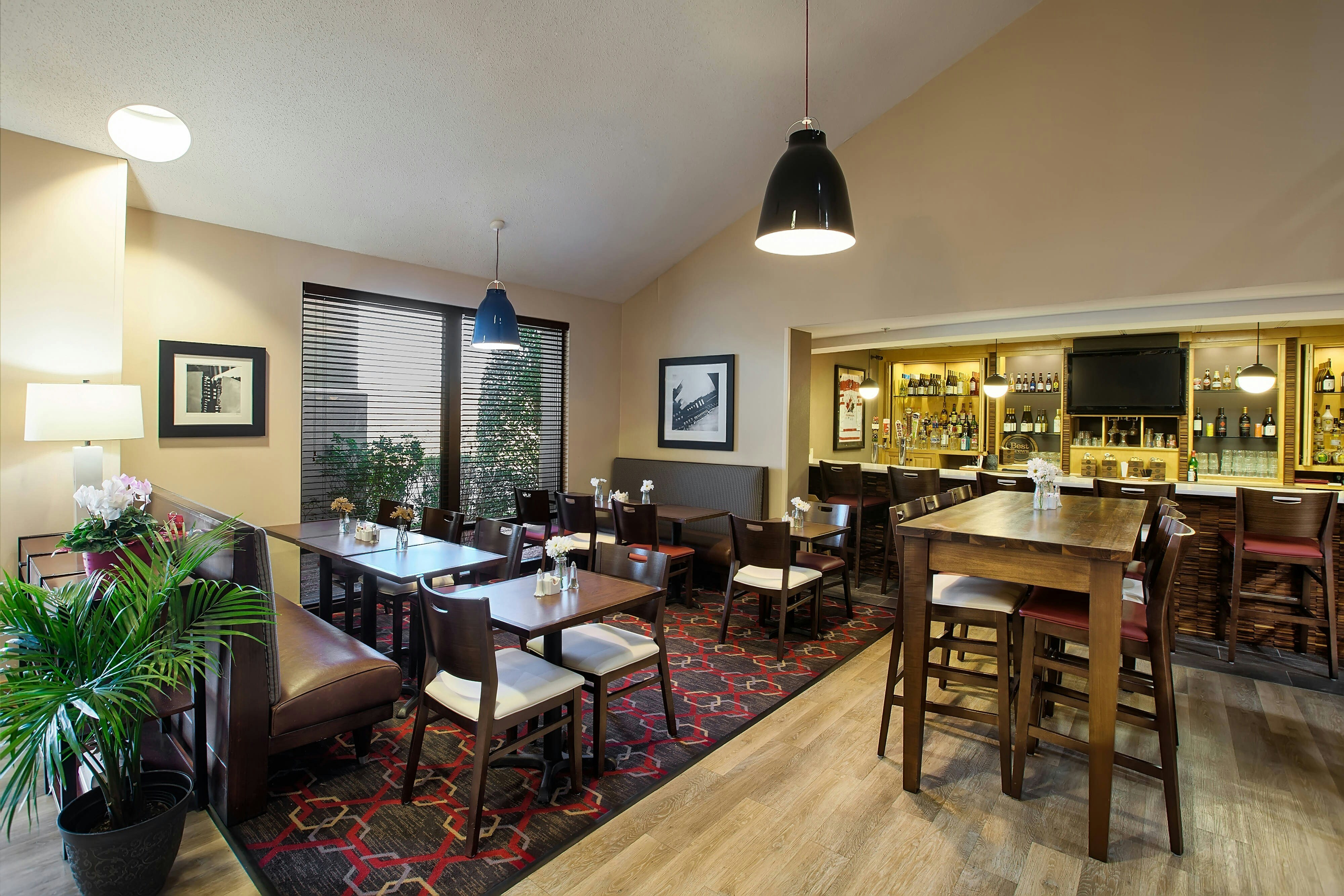 Four Points by Sheraton Charlotte - Pineville 16/24