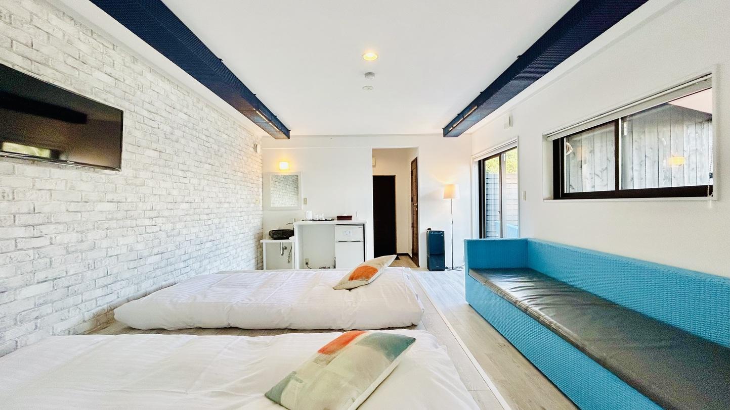 Japanese, Sea Side, Annex