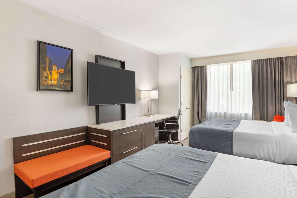 Standard, 2 Queen Beds, Accessible
