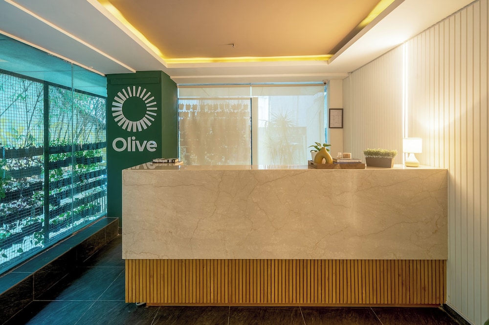 Lobby at Olive Hotel Mg Road Dunsvirk Inn by Embassy Group, BANGALORE