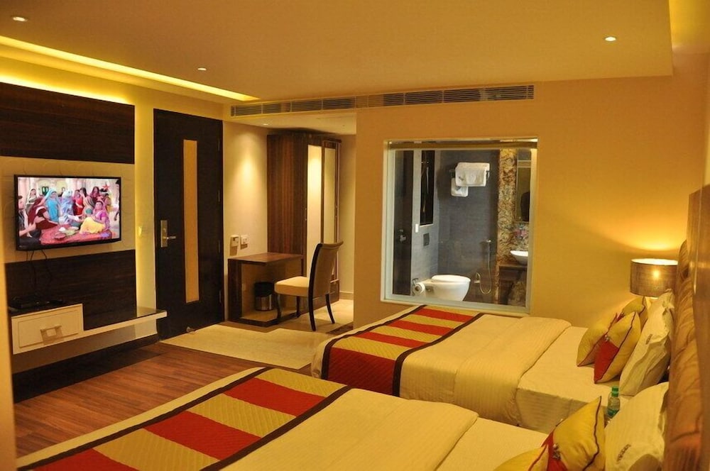 Hotel Uppal International 23/50