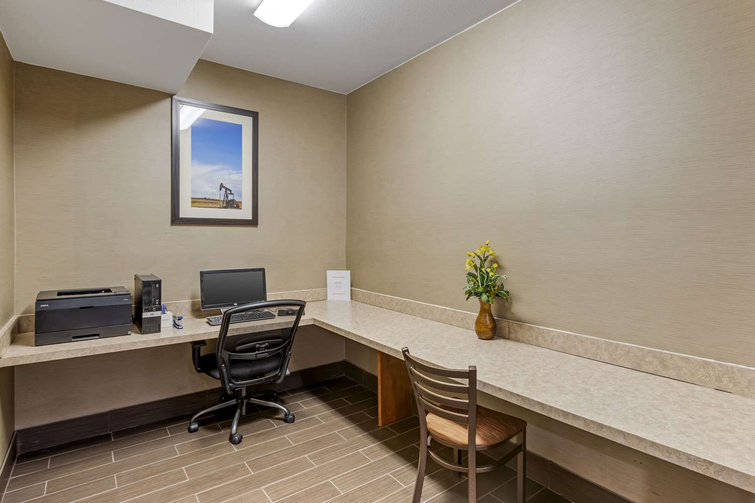 Comfort Inn & Suites Gillette near Campbell Medical Center 37/44