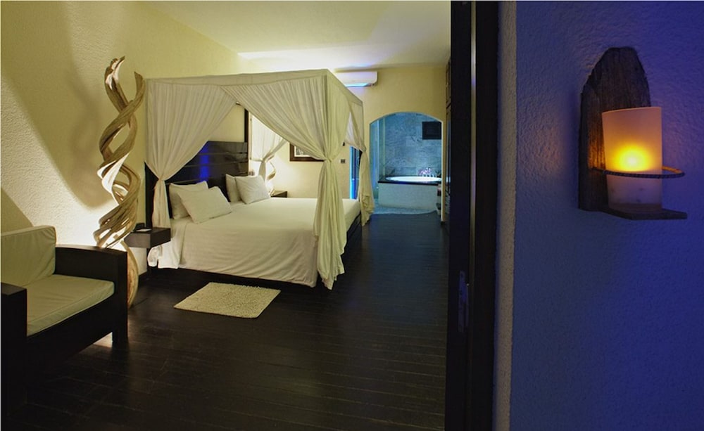 The Rhino Resort Hotel Spa 22/48