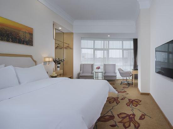 Vienna 3 Best Hotel (Ruida Apartment Building) 10/17
