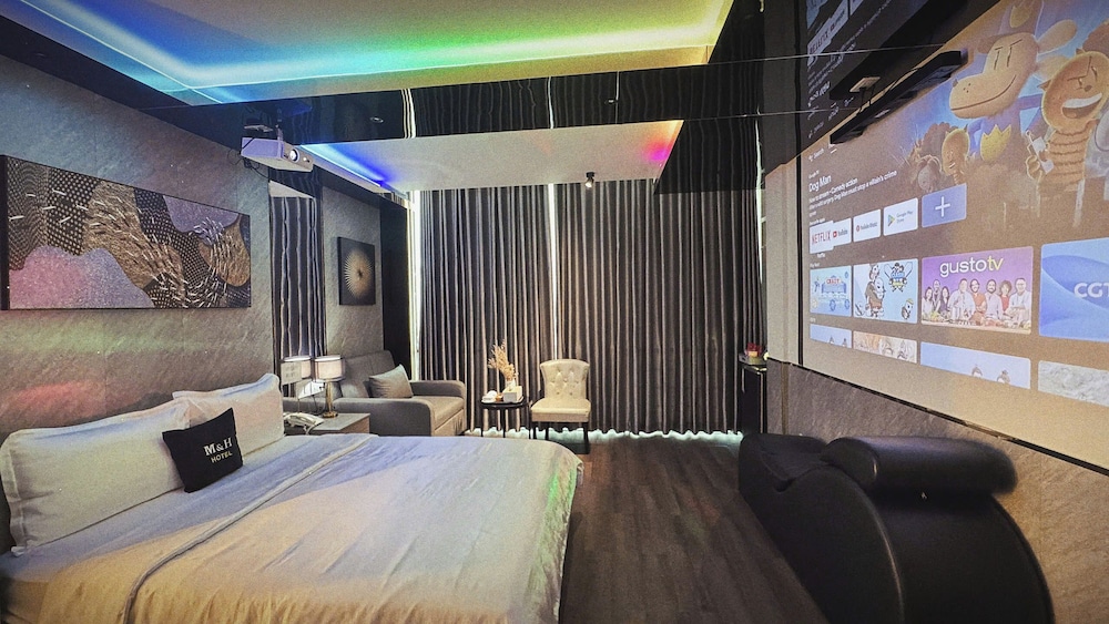CINEMA, SUITE
