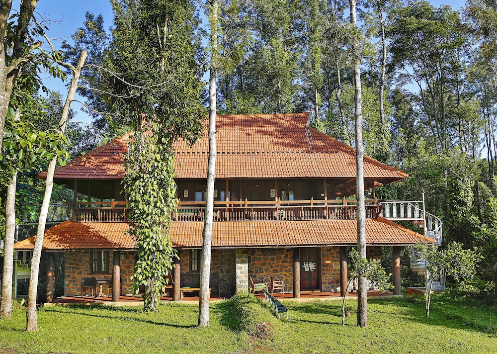Elephant Valley Eco Farm Hotel 4/54